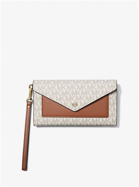 michael kors iphone wristlet review|Jet Set Signature Logo Smartphone Wristlet .